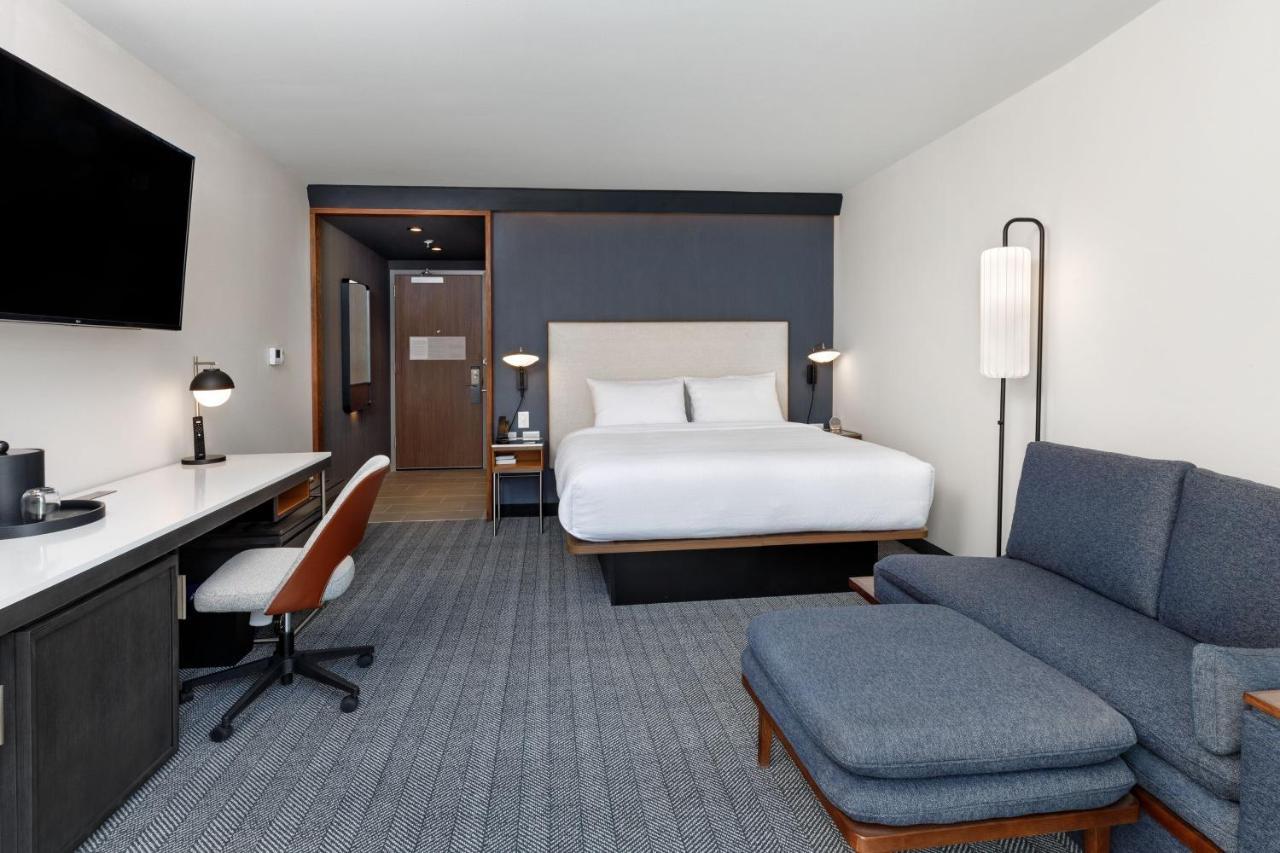 Courtyard By Marriott Richmond Scott'S Addition Extérieur photo